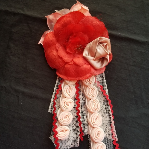 Red & Peach Flower Pin - Picture 1 of 1